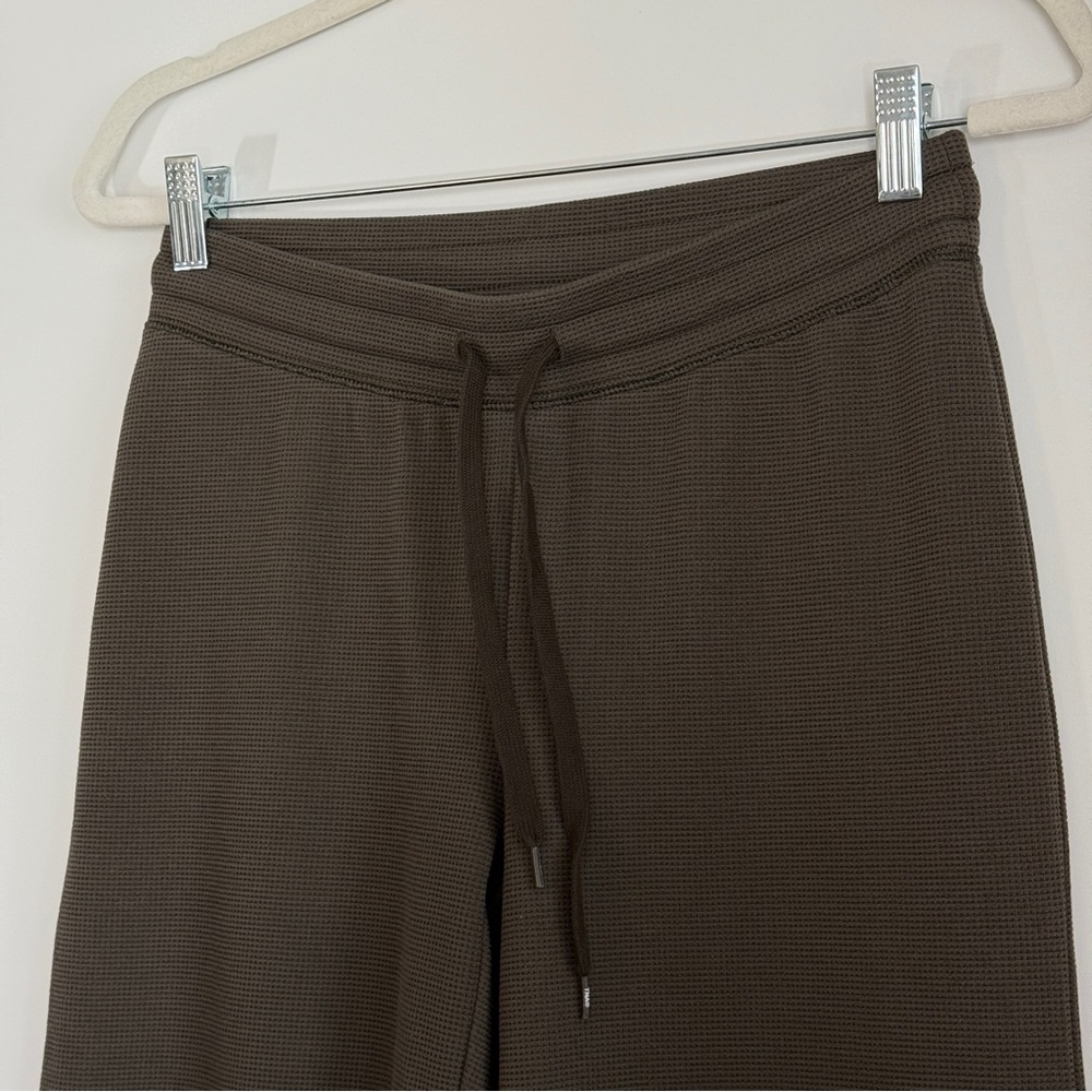 Aritzia TNA Wafflex Pant - Picture 6 of 8